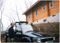 高原都市開発でご購入された吉田様とログハウス